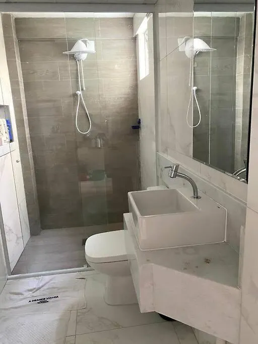 Lindo Apartamento Quadra Mar - Garagem Privada Balneário Camboriú Brasil